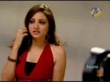 apr25thmaayka028_0001