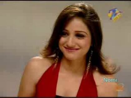 apr25thmaayka033_0001