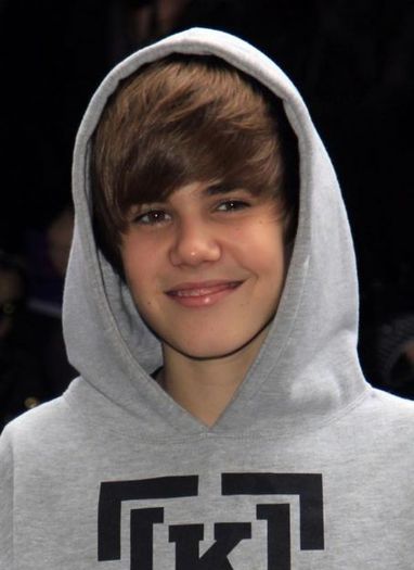 gi4r31eklwxq4i3x - xoxo-JB-xoxo