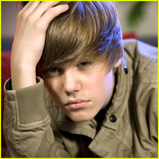 justinbieberglassdoorcr[1] - Justin  Bieber