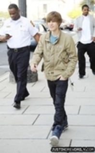 14964968_KYFDRUDMW[1] - Justin  Bieber