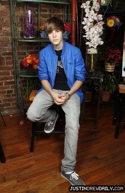 16672681_WBHDPLJXF[1] - Justin  Bieber