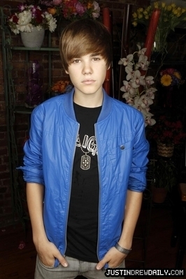 16672686_GDTLUJNNK[2] - Justin  Bieber