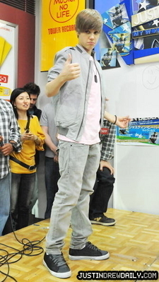 16712470_BHUCOGVQI[1] - Justin  Bieber