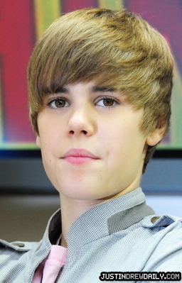 16712523_EEPEMREEB[1] - Justin  Bieber