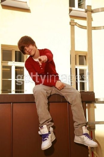 QCWPRSAEMTOHPFFCMPK[1] - Justin  Bieber