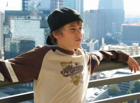 hj4g4qlrf5h14glh - xoxo-doar cateva-xoxo