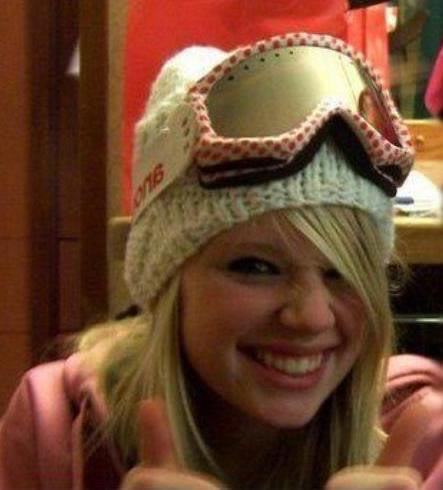 27799_103922106319184_1000010418478 - Zoe Kimball
