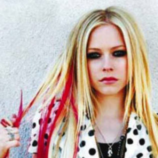 avril lavigne - vedetele mele preferate