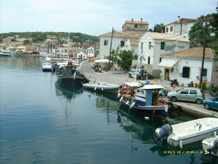 DSCI7176 - 2010_Corfu_20-29-06-a