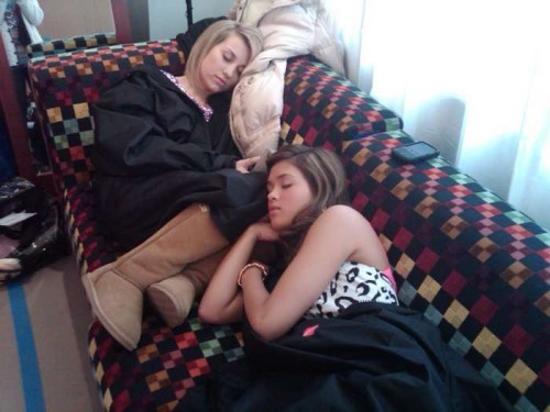 chelsea-staub-and-nicole-anderson-sleeping-on-set-500x375[1] - CHELSEA STAUB