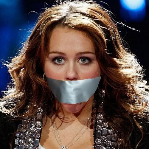 miley-cyrus-tongue_TapeGagged - Miley Cyrus-poze rare