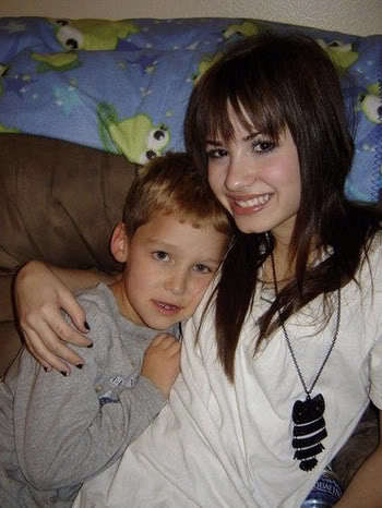 demilovatorarepersonal_21; ce dragut
