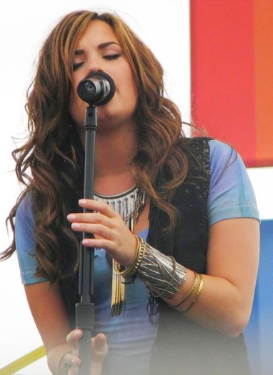 demi-san-diego2_0 - Demy Lovato-poze rare