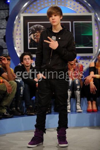 16843778_ACNSSMKCB[1] - Justin  Bieber