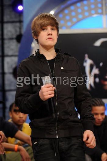 16843785_XXHHUQVYB[1] - Justin  Bieber