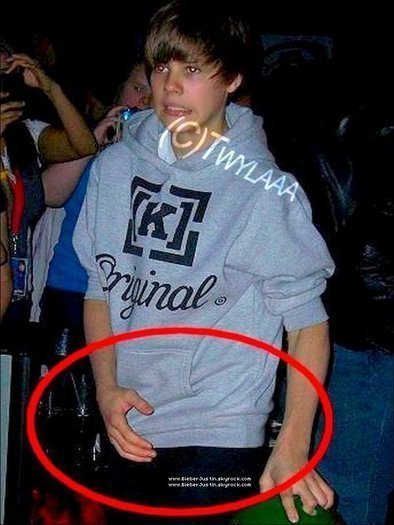 17024014_OCRRUKKPQ[1] - Justin  Bieber