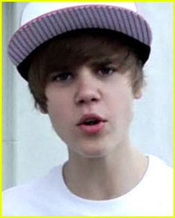 17024029_ZIXCVCOWH[2] - Justin  Bieber