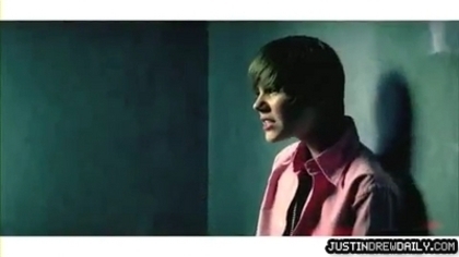 15988758_QPFTOXWPG[2] - Justin  Bieber