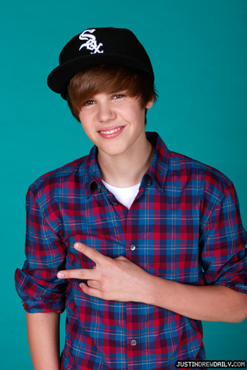 15991298_NDAACGBUO[3] - Justin  Bieber