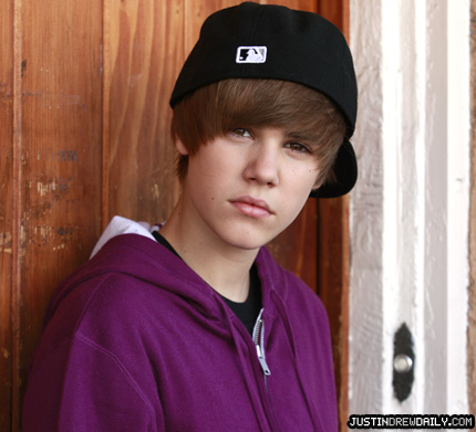 15991299_TUMQFUFJC[1] - Justin  Bieber