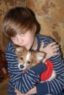 16215957_DFHSTXBGM[1] - Justin  Bieber