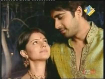 12211946_EQOHAVXCO - choti bahu