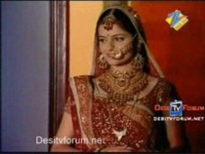 12527285_ILESBZZOC - choti bahu