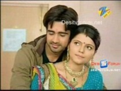 12527294_KEXUOAXDL - choti bahu