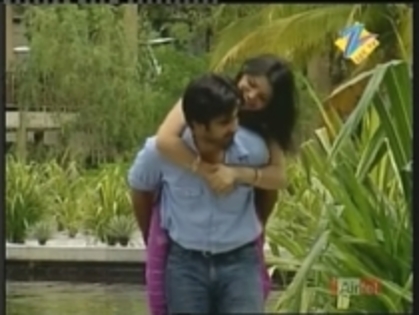 13121543_ACOGLSWOW - choti bahu