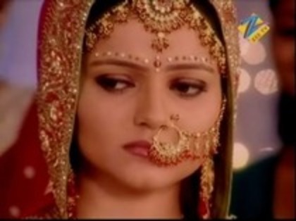 12211055_NYBCJHQGG - choti bahu