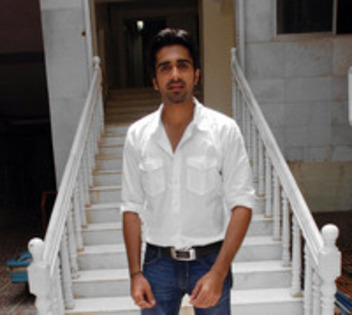 12211768_RJLSCRMID - choti bahu
