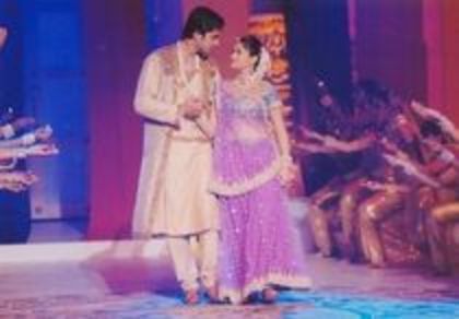12212120_RHWCUDHFU - choti bahu