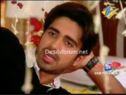 12526861_HDPYKCWRT - choti bahu