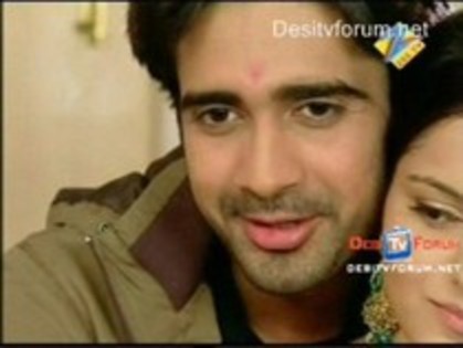 12527091_GYNEMHVVR - choti bahu