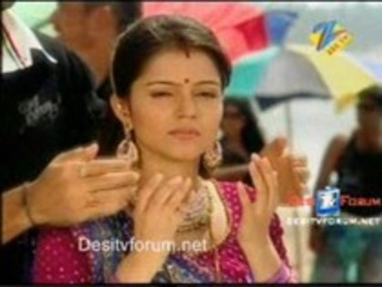 12527220_UTOVHUGMR - choti bahu