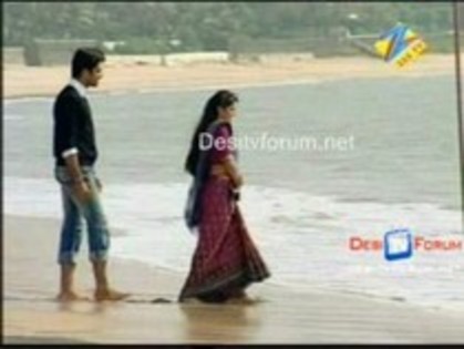 12527709_YPGAAXCJB - choti bahu