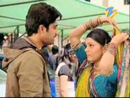 12527873_KVMTSVKMZ - choti bahu