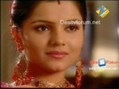 13121495_LRGHVJHEH - choti bahu