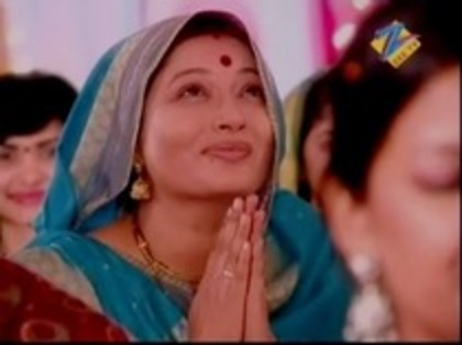 12211026_XGFGOXVIF - choti bahu