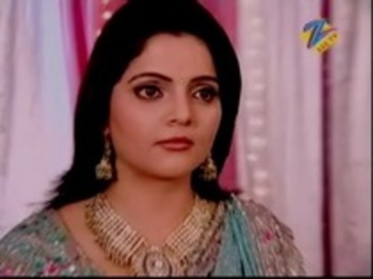 12211038_NBMJDUSKZ - choti bahu