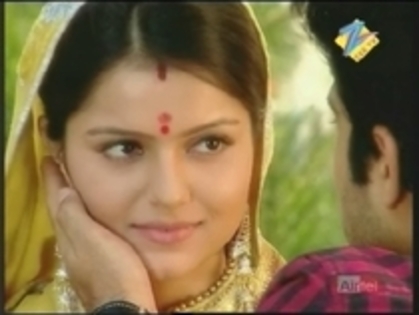 12211913_MGPWLYGFK - choti bahu