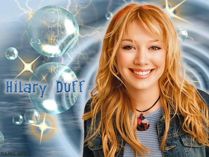 8 - Club Hilary Duff