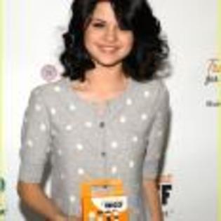 Selena_Gomez_1252597752_4 - club selena gomez