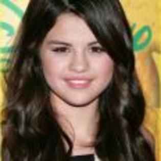 Selena_Gomez_1252598591_4 - club selena gomez