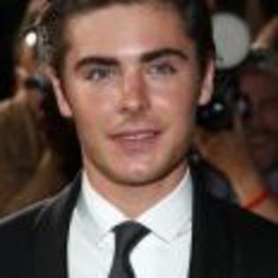 Zac_Efron_1249071386_1