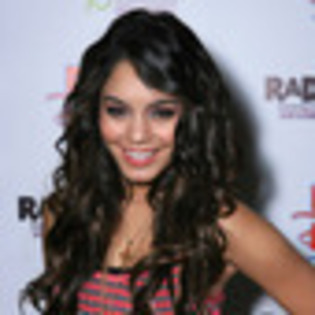 vanessa-hudgens-944616l-thumbnail_gallery - club vanessa