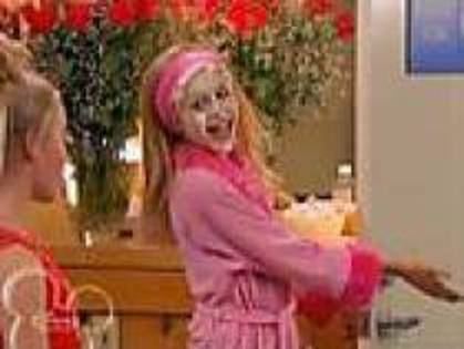 FDTSHTKGJXINVXVHJVM - 0 primul episod din hannah montana