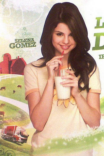selena-gomez-milky-photo-shoot-3 - selena gomez