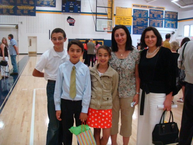 Graduation 2010 4th grade 045 - My cousin pedram